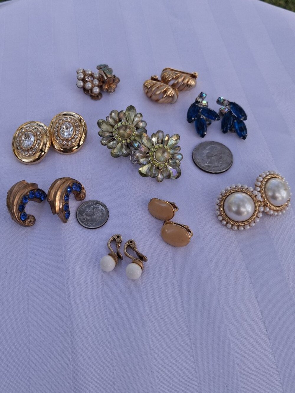 clip earring lot - Picture 8 of 11